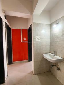 Bathroom Image of 1100 Sq.ft 2 BHK Apartment / Flat for rent in Kohinoor Shangrila, Pimpri Pune for Rs. 33000