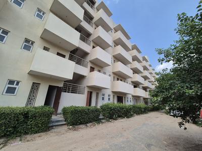 Image of 220 Sq.ft 1 RK Apartment / Flat for sale in Emaar MGF The Palm Drive, Sector 66, Gurgaon for Rs. 2000000