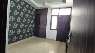 Bedroom Image of 950 Sq.ft 2 BHK Builder Floor for rent in Indirapuram Ghaziabad for Rs. 19000