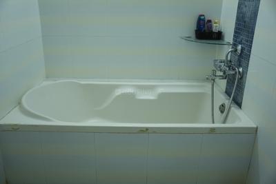 Bathroom Image of 2900 Sq.ft 2 BHK Apartment / Flat for sale in Shivalik Sachin Tower, Shyamal Ahmedabad for Rs. 28000000