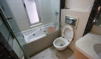 Bathroom Image of 4450 Sq.ft 5 BHK Apartment / Flat for sale in Rustomjee Elements Wing SC, Andheri West Mumbai for Rs. 280000000