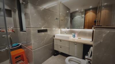 Bathroom Image of 1800 Sq.ft 3.5 BHK Builder Floor for rent in Manglapuri New Delhi for Rs. 42000