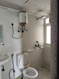 Bedroom Three Image of 1350 Sq.ft 3 BHK Apartment / Flat for rent in Gardenia Glory, Sector 46 Noida for Rs. 31000