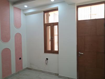 Bedroom Image of 1000 Sq.ft 2 BHK Apartment / Flat for sale in Sector 73 Noida for Rs. 3400000