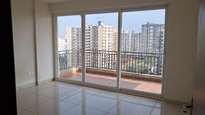 RPS Auria Residences Main Image 1