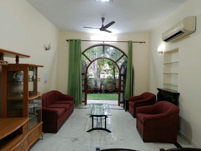 Hall Image of 3000 Sq.ft 4 BHK Independent House for rent in Chittaranjan Park New Delhi for Rs. 130000