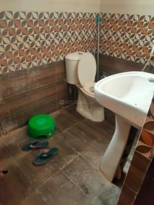 Image of 1200 Sq.ft 3 BHK Apartment / Flat for rent in Triveni Nagar, Lucknow for Rs. 17000