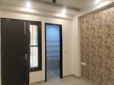 Bedroom Image of 950 Sq.ft 2 BHK Apartment / Flat for sale in Krishna Vatika, Crossings Republik Ghaziabad for Rs. 3450000