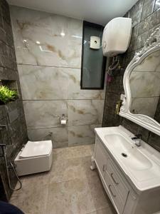Bathroom Image of 1116 Sq.ft 2 BHK Apartment / Flat for sale in Sector 63 Mohali for Rs. 18500000