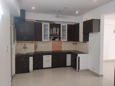 Kitchen Image of 1750 Sq.ft 3 BHK Apartment / Flat for rent in Ajnara Gen X, Crossings Republik Ghaziabad for Rs. 22000