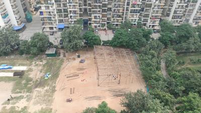 Image of 1320 Sq.ft 2.5 BHK Apartment / Flat for sale in Supertech Livingston, Crossings Republik, Ghaziabad for Rs. 9500000
