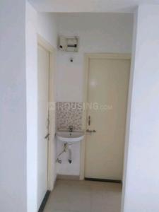 Common Bathroom Image of 615 Sq.ft 1 BHK Apartment / Flat for sale in Kohinoor Majesty, Talegaon Dabhade Pune for Rs. 2500000