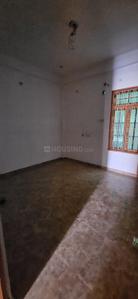 Bedroom Image of 1200 Sq.ft 2 BHK Builder Floor for rent in Gomti Nagar Lucknow for Rs. 16000