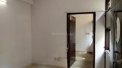Bedroom Image of 1400 Sq.ft 3 BHK Apartment / Flat for rent in CGHS Harsukh Apartments, Sector 7 Dwarka New Delhi for Rs. 42000