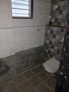 Bathroom Image of 1600 Sq.ft 3 BHK Apartment / Flat for rent in Deolali Camp Devlali for Rs. 21000
