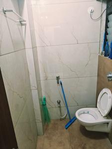Bathroom Image of 452 Sq.ft 1 BHK Apartment / Flat for rent in Puraniks Home Town E , Kasarvadavali Thane for Rs. 19999