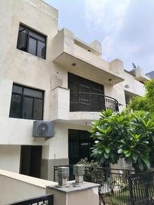 Building Image of 2200 Sq.ft 3 BHK Builder Floor for rent in Palam Vihar Gurgaon for Rs. 35000