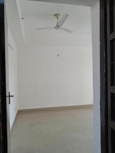 Main Entrance Image of 925 Sq.ft 2 BHK Apartment / Flat for sale in Paras Tierea, Sector 137 Noida for Rs. 8000000