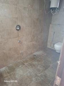 Bathroom Image of 1620 Sq.ft 3 BHK Apartment / Flat for rent in Argora Ranchi for Rs. 23000