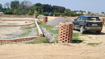 Image of 2000 Sq.ft Residential Plot / Land for sale in Kisan Path, Lucknow for Rs. 4400000
