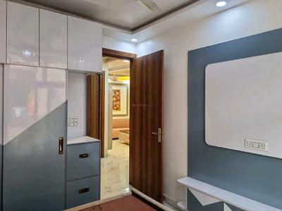 Bedroom Image of 810 Sq.ft 3 BHK Apartment / Flat for sale in Dwarka Mor New Delhi for Rs. 6300000