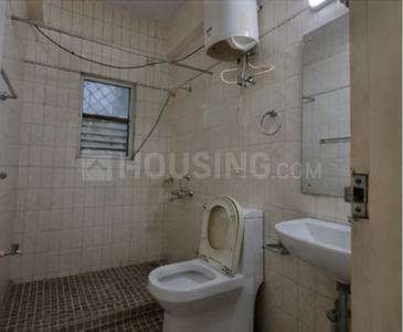 Bathroom Image of 2500 Sq.ft 3 BHK Apartment / Flat for rent in Silver Manor Apartment, Shanti Nagar Bengaluru for Rs. 85000