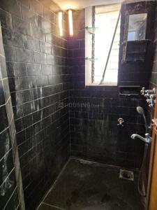 Bathroom Image of 550 Sq.ft 1 BHK Apartment / Flat for rent in Andheri West Mumbai for Rs. 64000