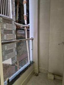 Bedroom Image of 400 Sq.ft 1 BHK Apartment / Flat for sale in Hans Builders Floor, Razapur Khurd New Delhi for Rs. 2500000