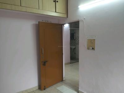 Bedroom Image of 1100 Sq.ft 3 BHK Apartment / Flat for sale in Vikaspuri New Delhi for Rs. 16500000