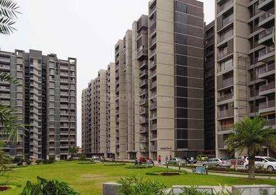 Image of 2142 Sq.ft 3 BHK Apartment / Flat for sale in  Apollo DB City, Nipania, Indore for Rs. 22000000