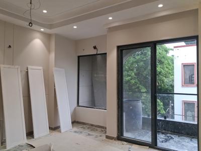 Bedroom Image of 2700 Sq.ft 4 BHK Builder Floor for sale in Paschim Vihar New Delhi for Rs. 60000800