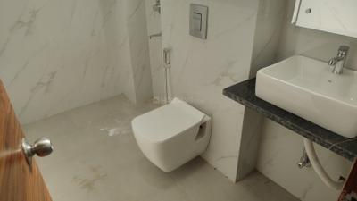 Bathroom Image of 1500 Sq.ft 1 RK Builder Floor for rent in Sector 46 Gurgaon for Rs. 30000