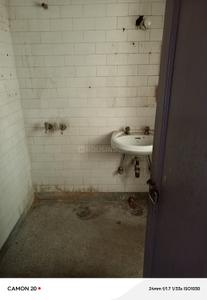 Bathroom Image of 1150 Sq.ft 2 BHK Apartment / Flat for sale in Mayurdhwaj Apartments, Patparganj New Delhi for Rs. 21000000