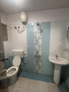 Bathroom Image of 1130 Sq.ft 2 BHK Apartment / Flat for rent in Aryan Moon Stone, Thanisandra Bengaluru for Rs. 29000