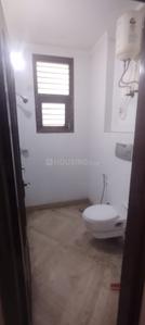 Bedroom Image of 900 Sq.ft 2 BHK Builder Floor for rent in Ramesh Nagar New Delhi for Rs. 34000