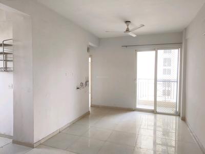 Living Room Image of 1000 Sq.ft 2 BHK Apartment / Flat for sale in Signature Global The Millennia, Sector 37D Gurgaon for Rs. 7200000