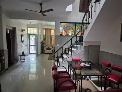 Hall Image of 4200 Sq.ft 6 BHK Duplex for sale in Sector 41 Noida for Rs. 52500000