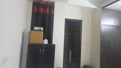 Bedroom Image of 900 Sq.ft 3 BHK Apartment / Flat for sale in Sector 7 Gurgaon for Rs. 7500000