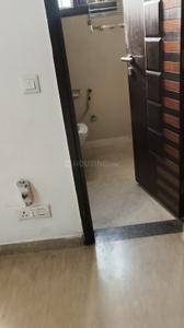 Bathroom Image of 1350 Sq.ft 3 BHK Builder Floor for sale in DDA Flat Janakpuri, Janakpuri New Delhi for Rs. 25000000