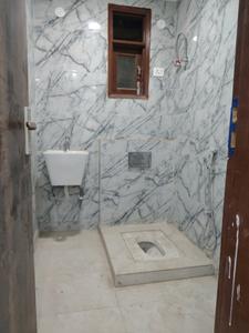 Common Bathroom Image of 1110 Sq.ft 3 BHK Apartment / Flat for sale in Mehrauli New Delhi for Rs. 7500000