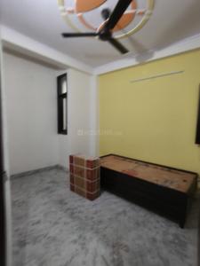 Bedroom Image of 950 Sq.ft 2 BHK Builder Floor for rent in New Ashok Nagar New Delhi for Rs. 16000
