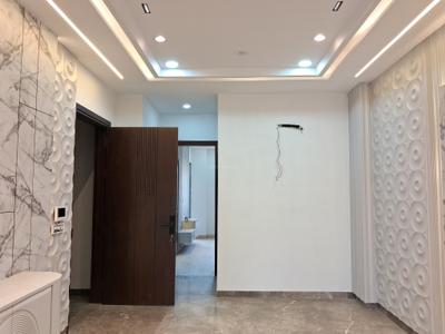 Living Room Image of 1350 Sq.ft 3 BHK Builder Floor for sale in Paschim Vihar New Delhi for Rs. 28000000