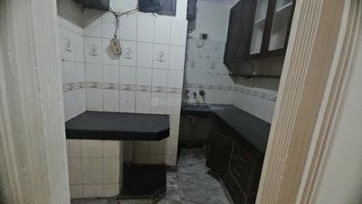 Kitchen Image of 900 Sq.ft 3 BHK Apartment / Flat for rent in Khirki Extension New Delhi for Rs. 28000