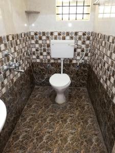 Bathroom Image of 800 Sq.ft 2 BHK Builder Floor for rent in BTM Layout Bengaluru for Rs. 35000