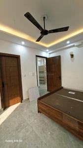 Bedroom Image of 1300 Sq.ft 3 BHK Apartment / Flat for rent in Chhattarpur New Delhi for Rs. 30000