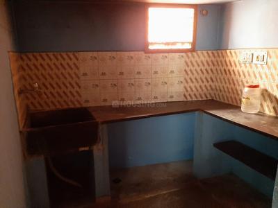 Kitchen Image of 600 Sq.ft 1.5 BHK Builder Floor for rent in Raja Annamalai Puram Chennai for Rs. 14000