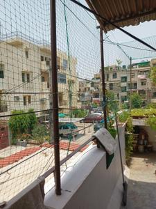 Balcony Image of 1300 Sq.ft 3 BHK Builder Floor for sale in RWA Block C Dilshad Garden, Dilshad Garden New Delhi for Rs. 14500000