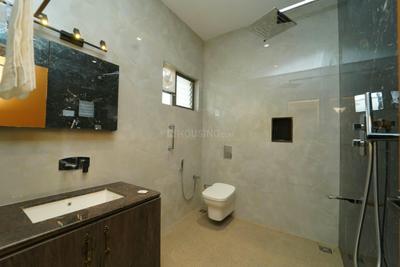 Bathroom Image of 6500 Sq.ft 3 BHK Villa for sale in Muttukadu Chennai for Rs. 83000000