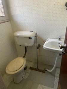 Bathroom Image of 1750 Sq.ft 3 BHK Apartment / Flat for sale in Purvanchal Group Kailash Dham SAS, Sector 50 Noida for Rs. 25000000