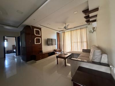 BHK Flat for rent in Thanisandra, North Bangalore 1700 Sqft
